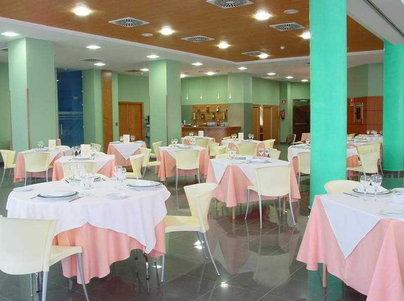 Hotel Silvota Lugo de Llanera Restaurante foto